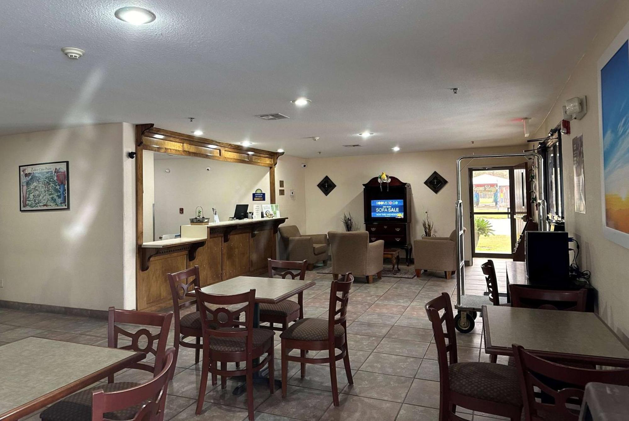 Days Inn & Suites By Wyndham Eunice Eksteriør bilde